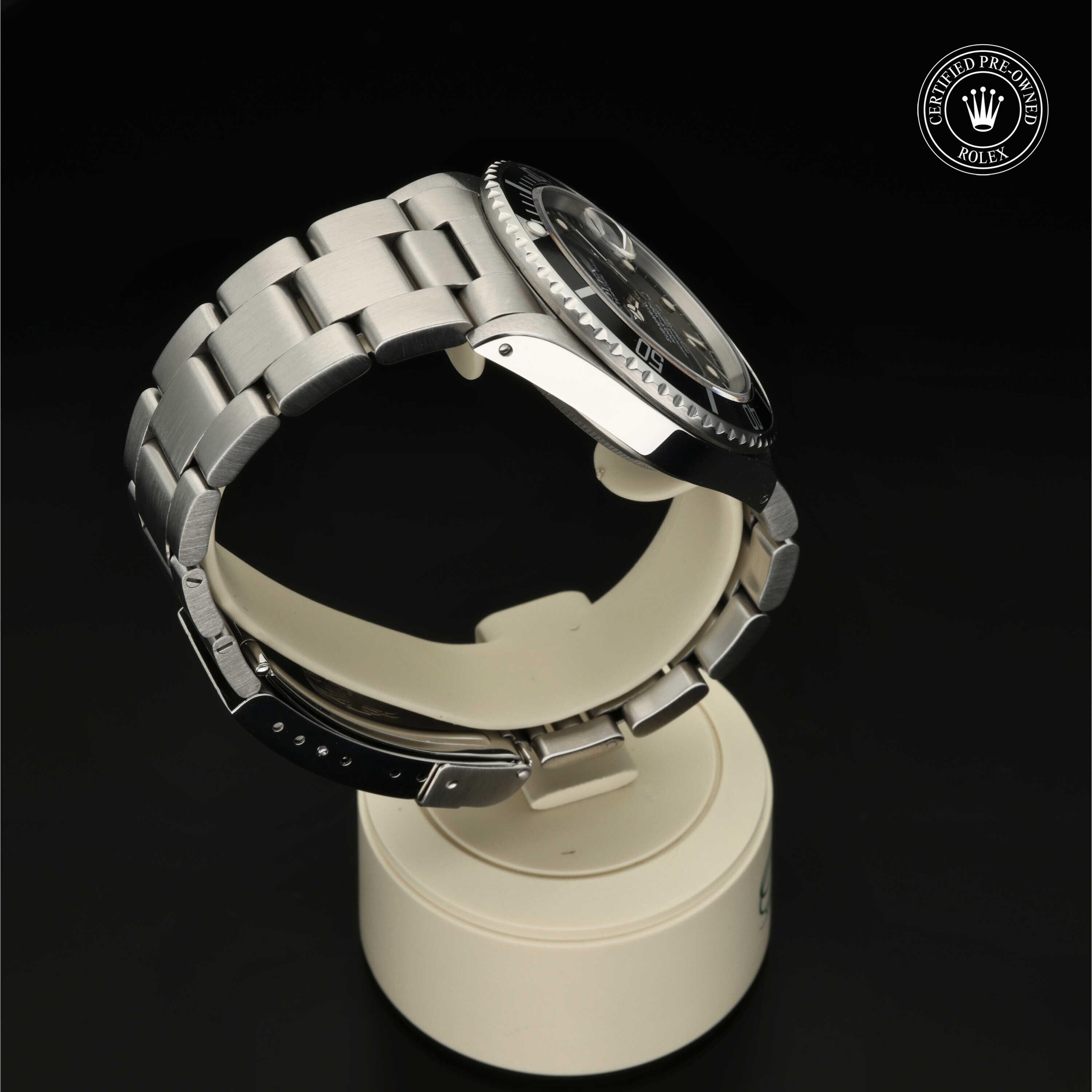 Rolex Submariner Date