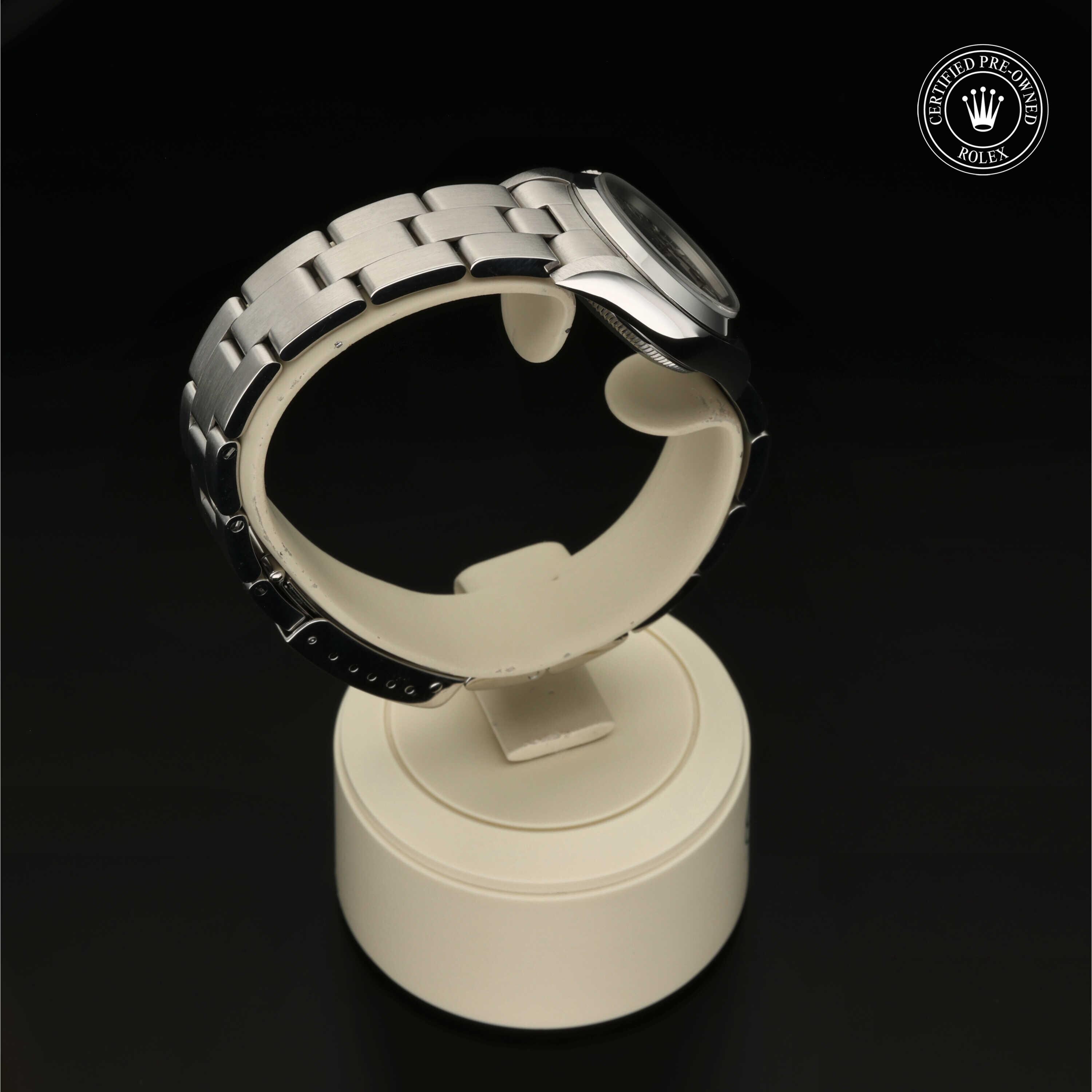 Rolex Oyster Perpetual 26