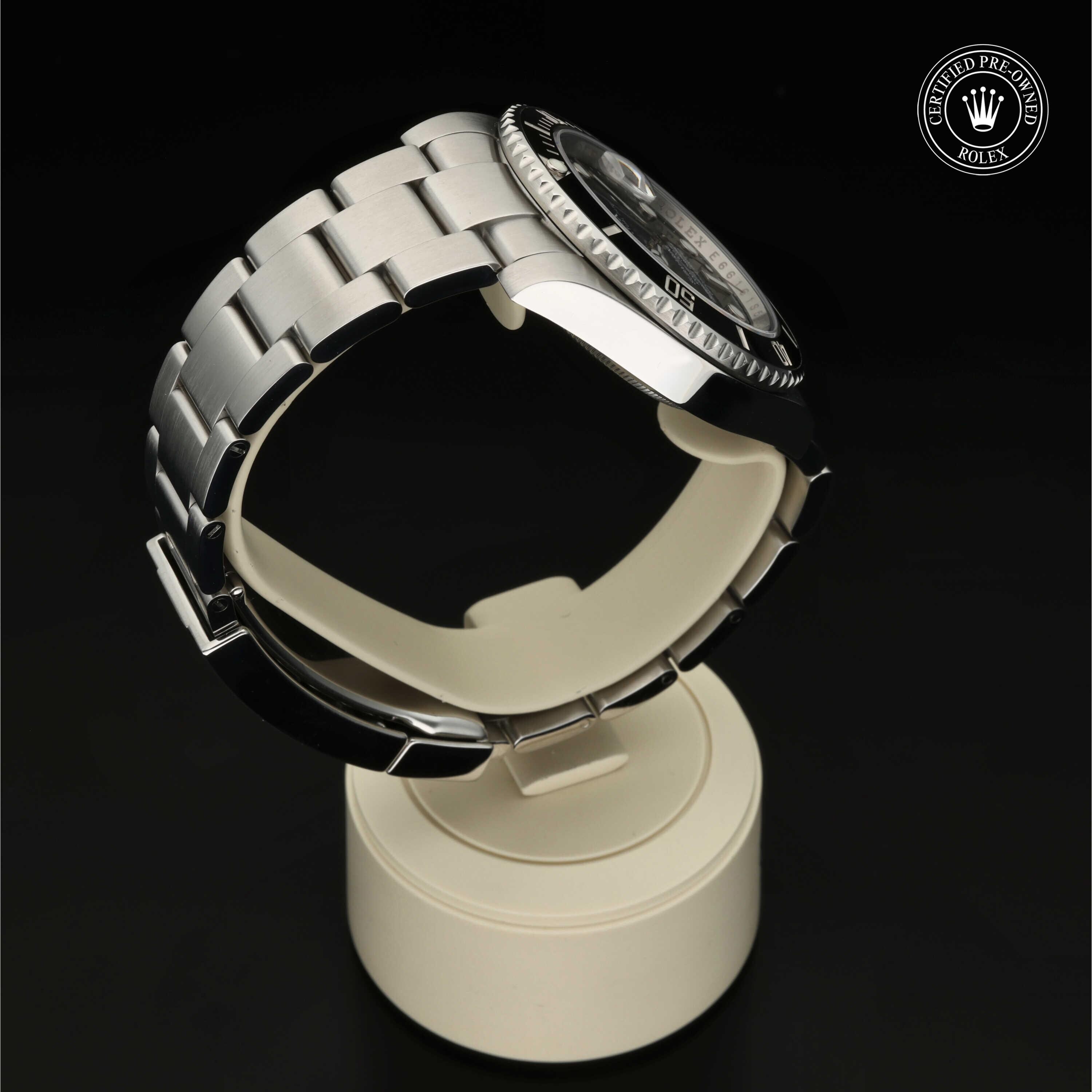 Rolex Submariner Date