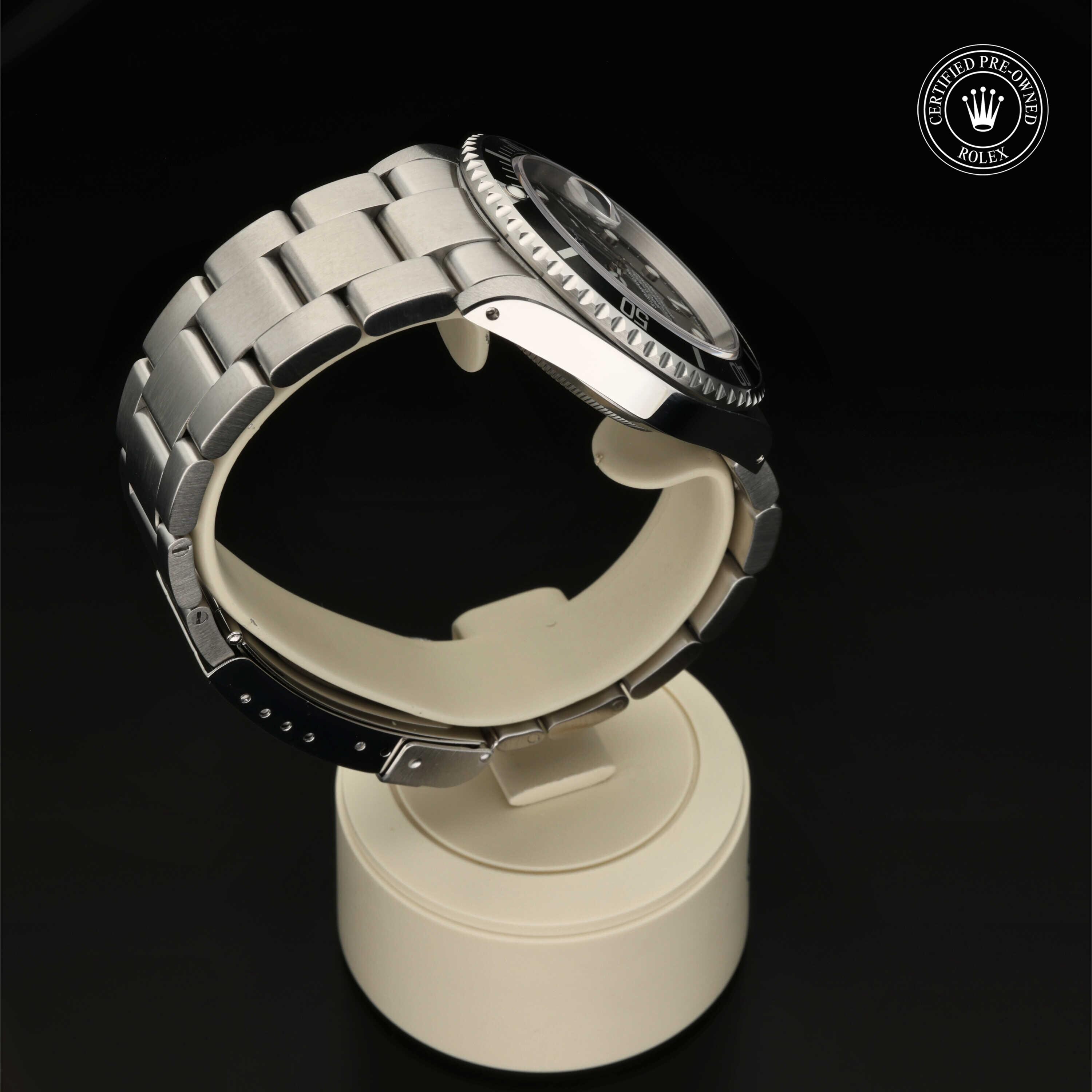 Rolex Submariner Date