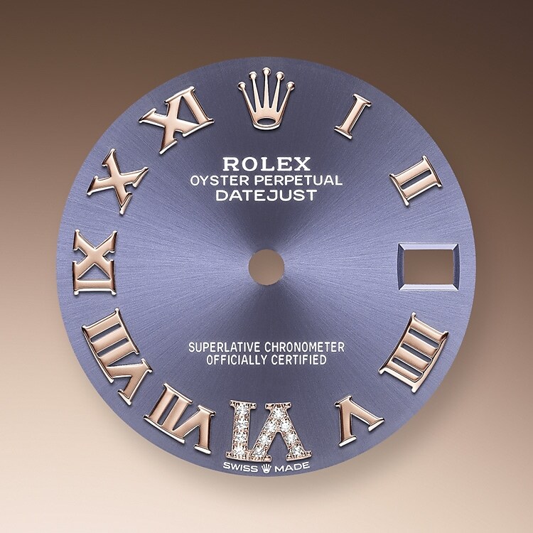 Der Radialschliff auf den Rolex Zifferblättern ist in der Uhrmacherei ein bevorzugtes Verfahren, um Farbe mit einem intensiven Metallton auf das Zifferblatt aufzubringen, wie es bei Silbergrau, Rhodium und Ruthenium der Fall ist.