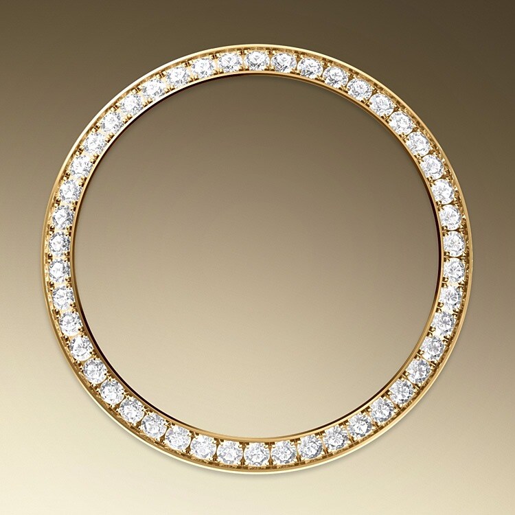 Gem-setters, like sculptors, finely carve the precious metal to hand-shape the seat in which each gemstone will be perfectly lodged. With the art and craft of a jeweller, the stone is placed and meticulously aligned with the others, then firmly secured in its gold or platinum setting. Besides the intrinsic quality of the stones, several other criteria contribute to the beauty of Rolex gem-setting: the precise alignment of the height of the gems, their orientation and position, the regularity, strength and proportions of the setting as well as the intricate finishing of the metalwork. A sparkling symphony to enhance the watch and enchant the wearer.