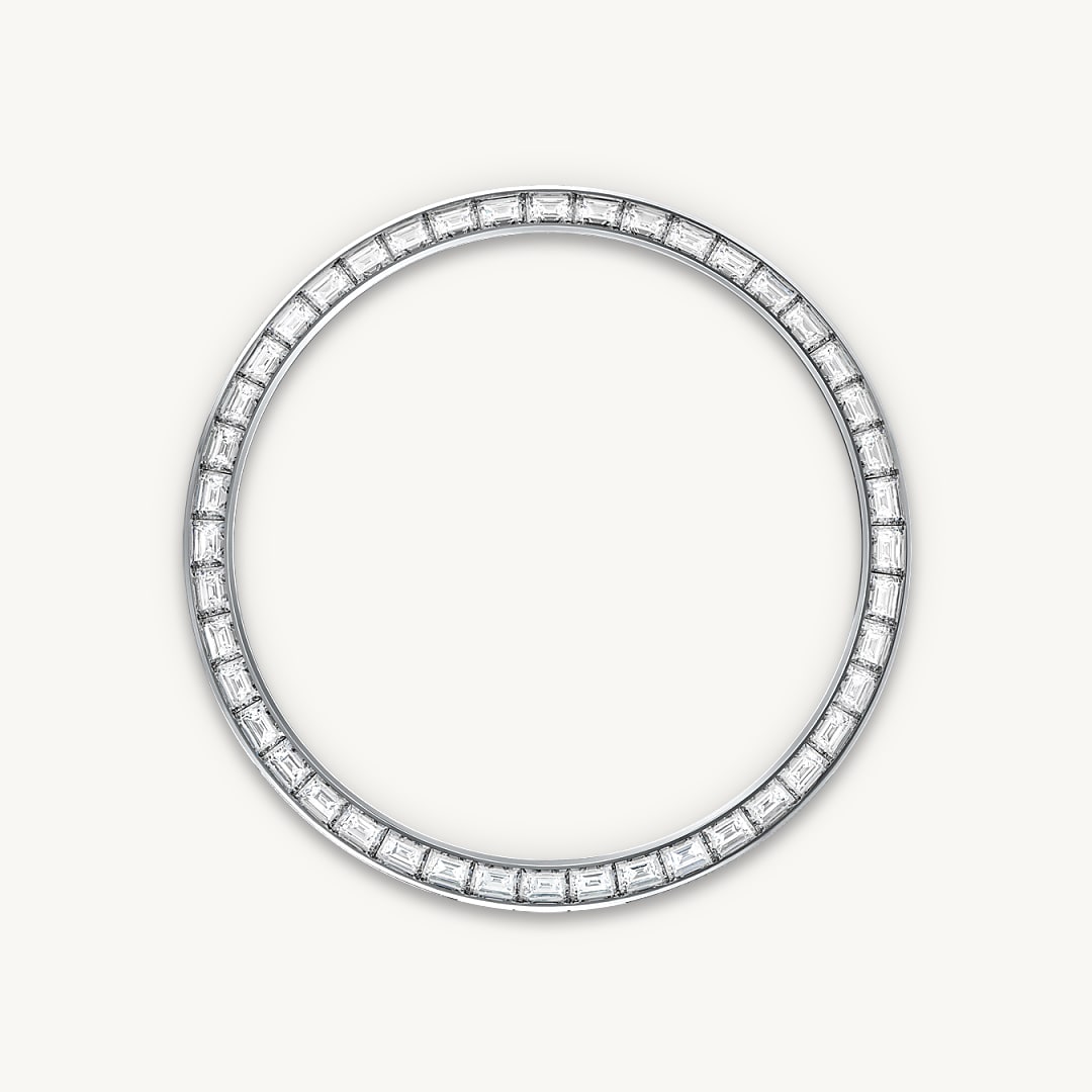 Diamantbesetzte Lünette