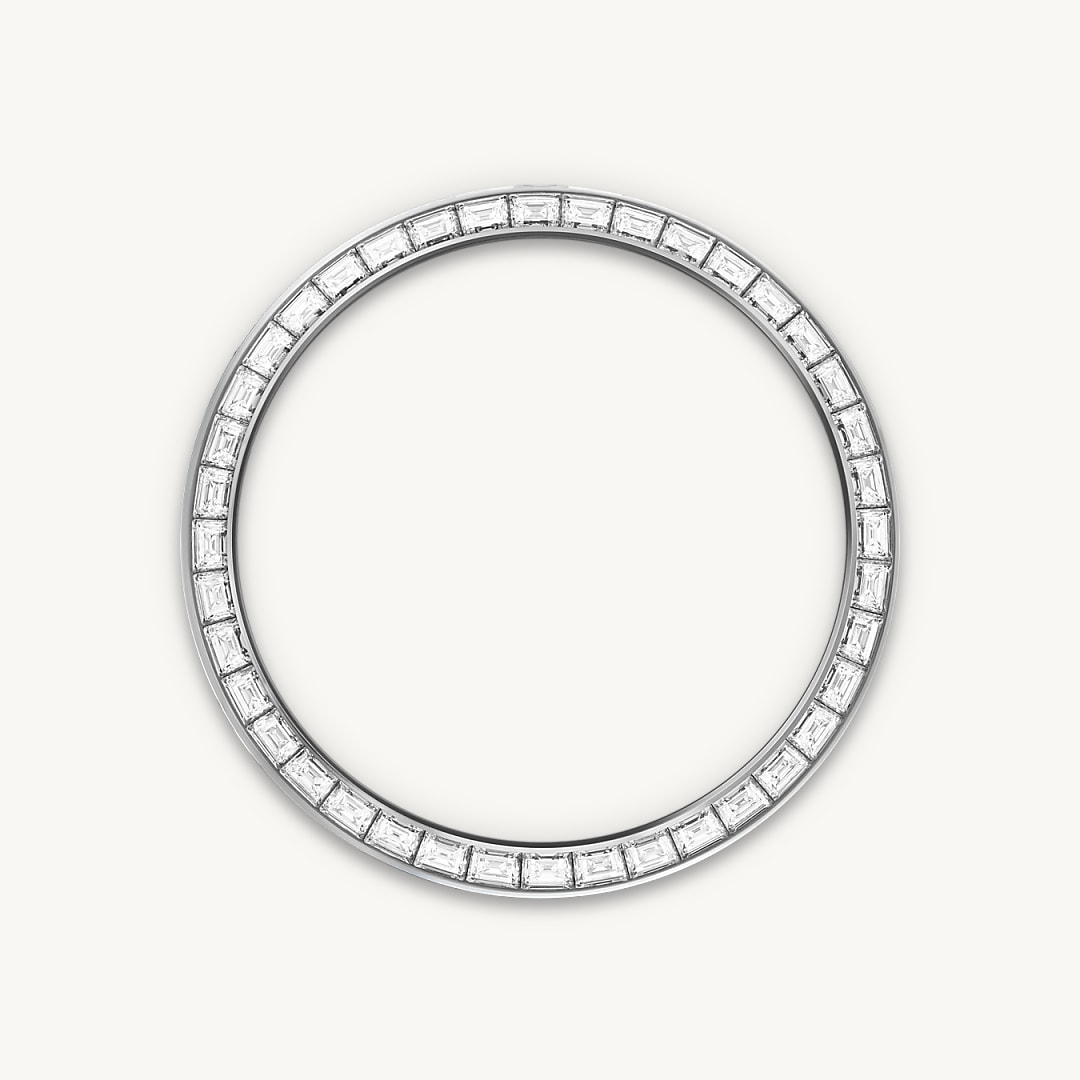 Diamantbesetzte Lünette