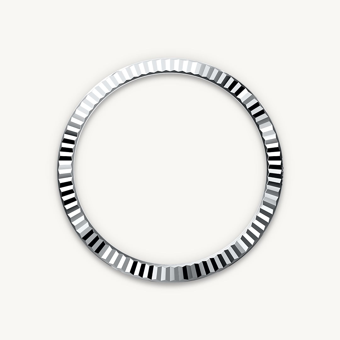 Fluted bezel