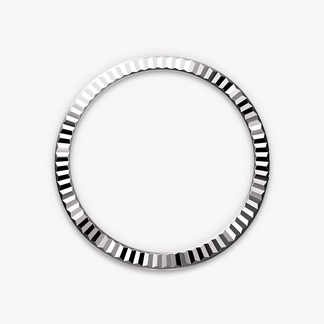 Fluted bezel