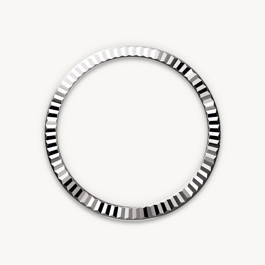 Fluted bezel