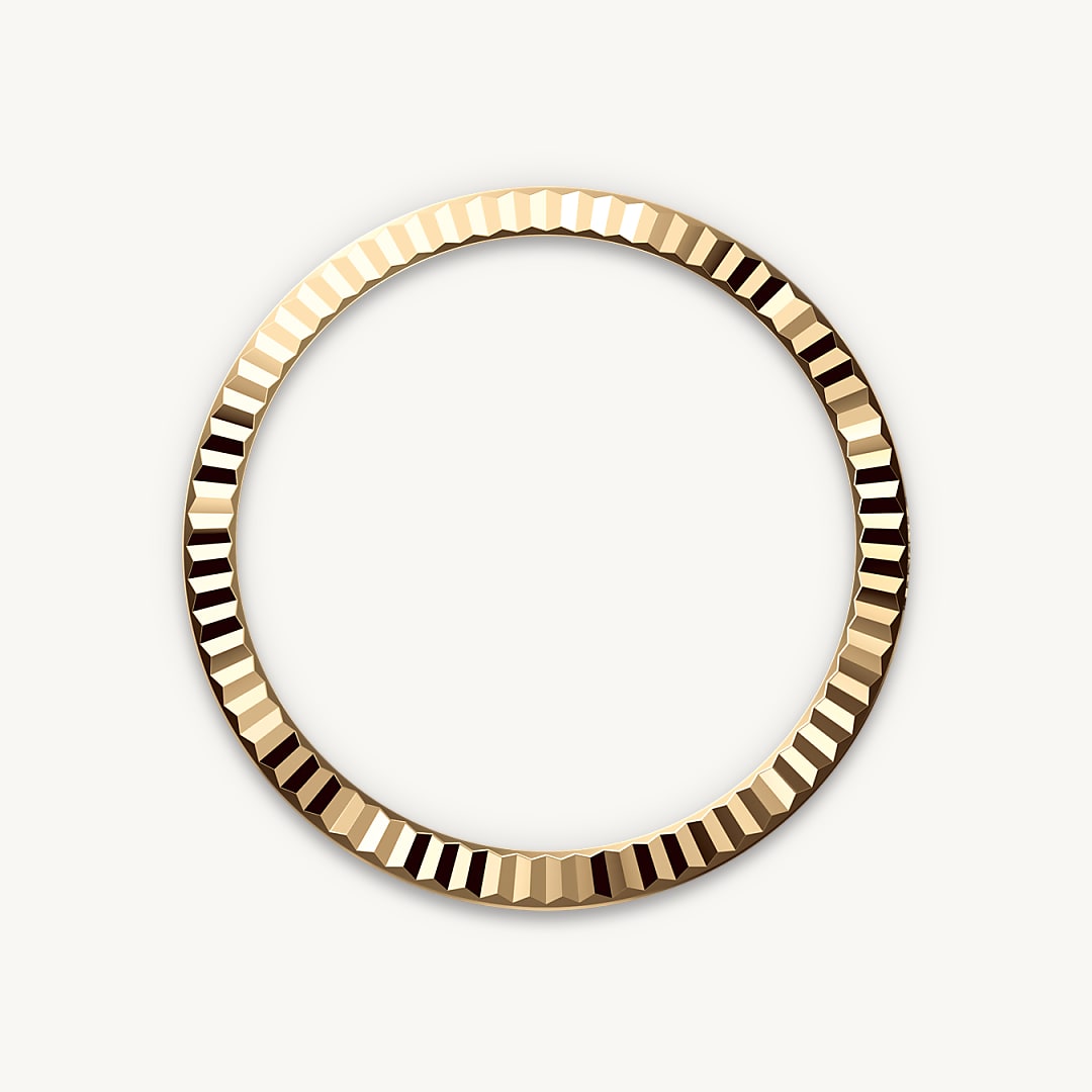 Fluted bezel