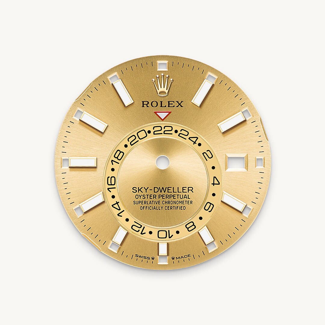 Champagne-colour dial
