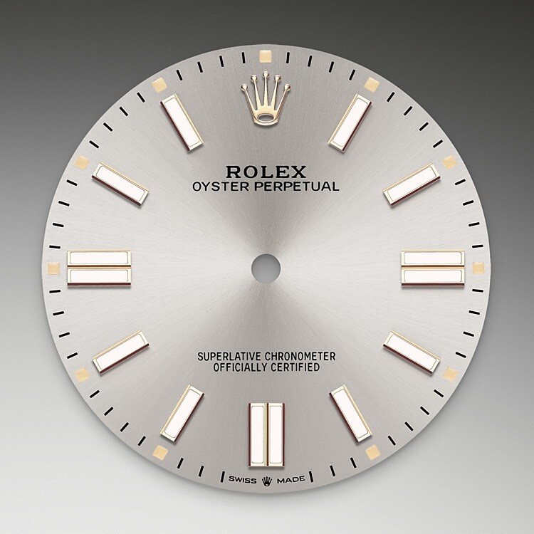 The sunray finish creates delicate light reflections on many dials in the Oyster Perpetual collection. It is obtained using masterful brushing techniques that create grooves running outwards from the centre of the dial. Light is diffused consistently along each engraving, creating a characteristic subtle glow that moves depending on the position of the wrist. Once the sunray finish has been completed, the dial colour is applied using Physical Vapour Deposition or electroplating. A light coat of varnish gives the dial its final look.