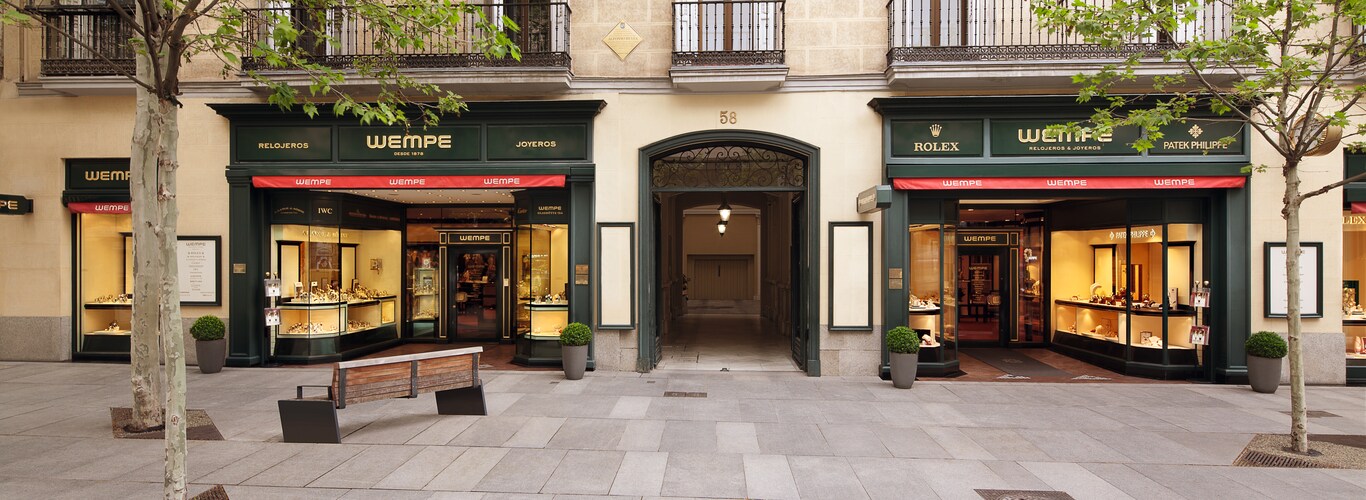 Madrid - Calle de Serano Madrid - Calle de Serano